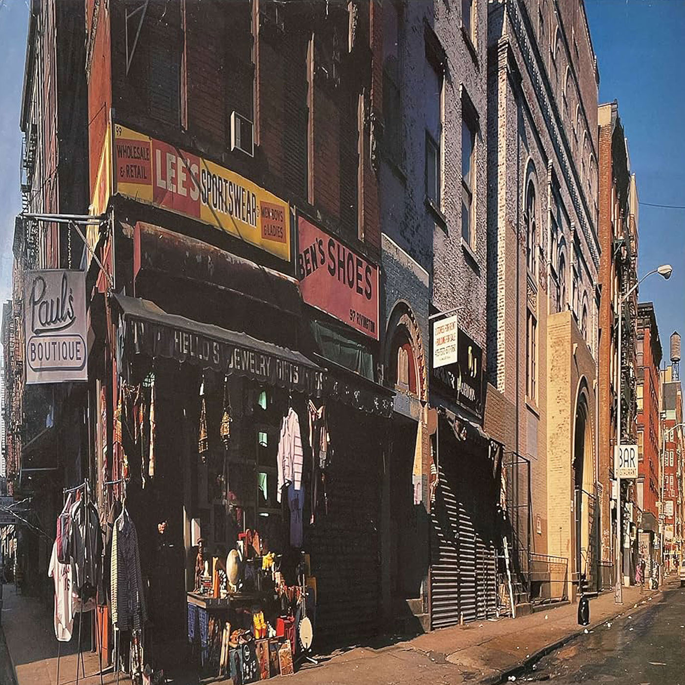 644 The Beastie Boys – Paul’s Boutique